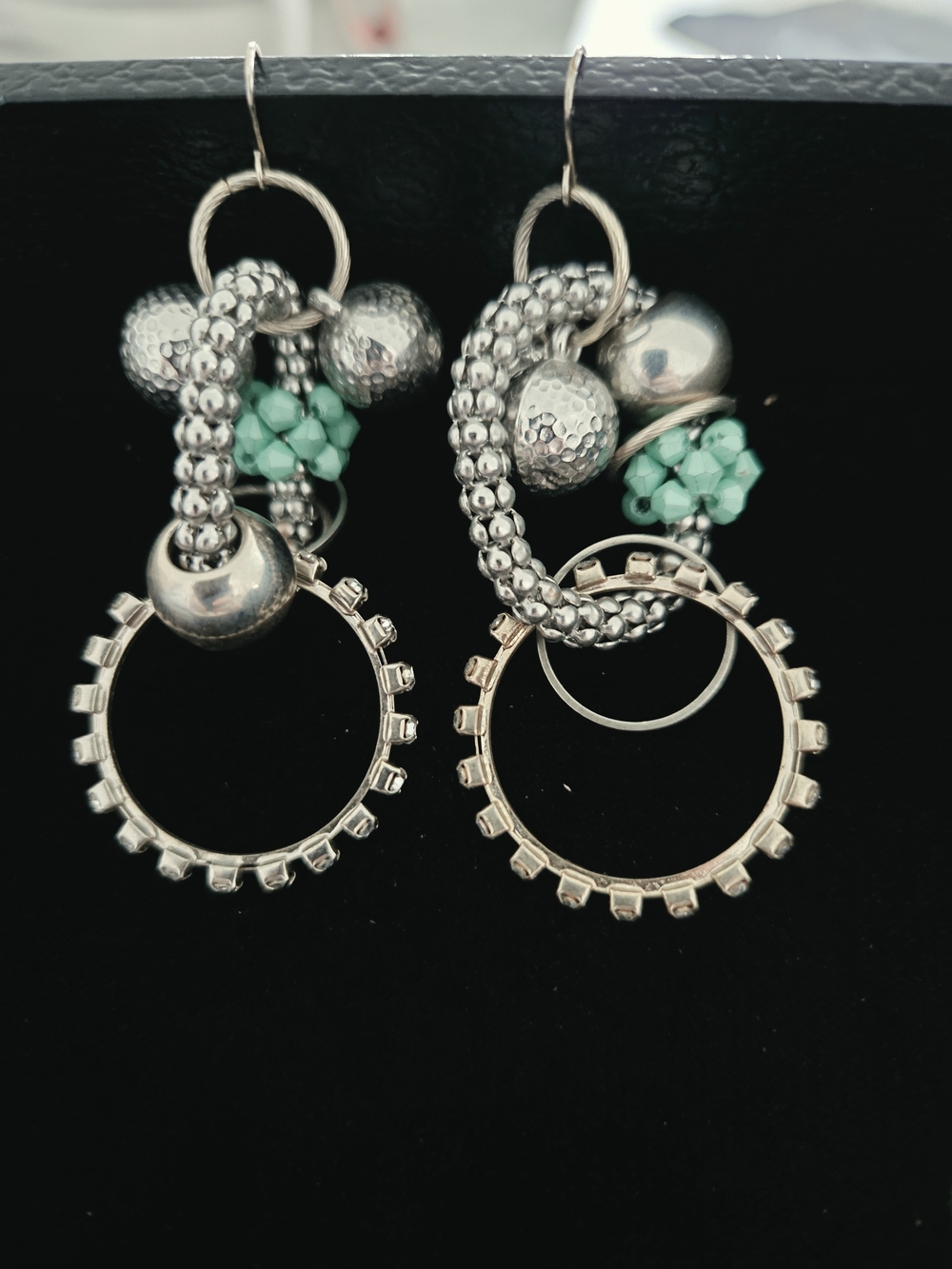 Nordsrtom:Leslie Danzis Black Silver Tone Dangle Loops Turquoise Color Earrings